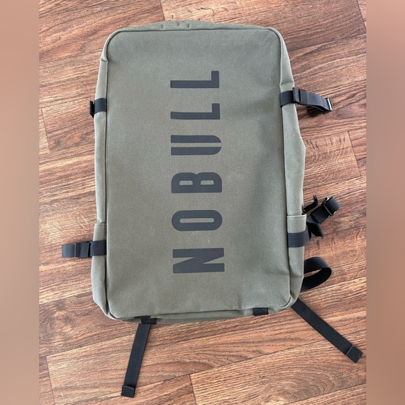 NOBULL WAXED CANVAS DUFFLEBACK - army green - Picture 9 of 10